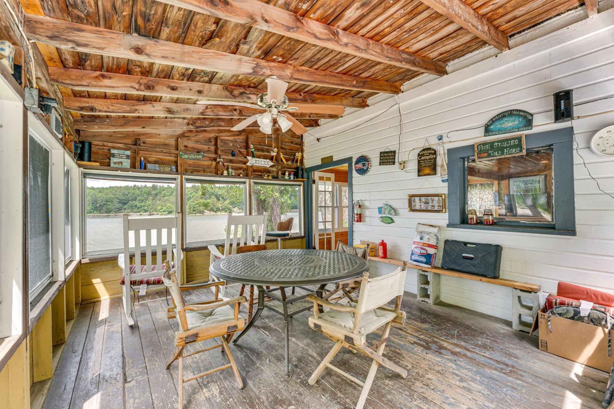 Waterfront Home On Lake Champlain With Dock And Kayaks Orwell Exteriér fotografie
