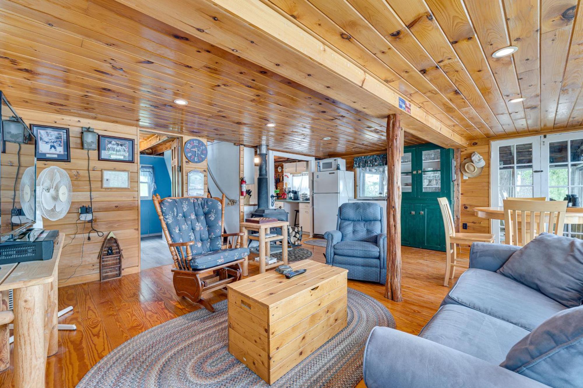Waterfront Home On Lake Champlain With Dock And Kayaks Orwell Exteriér fotografie